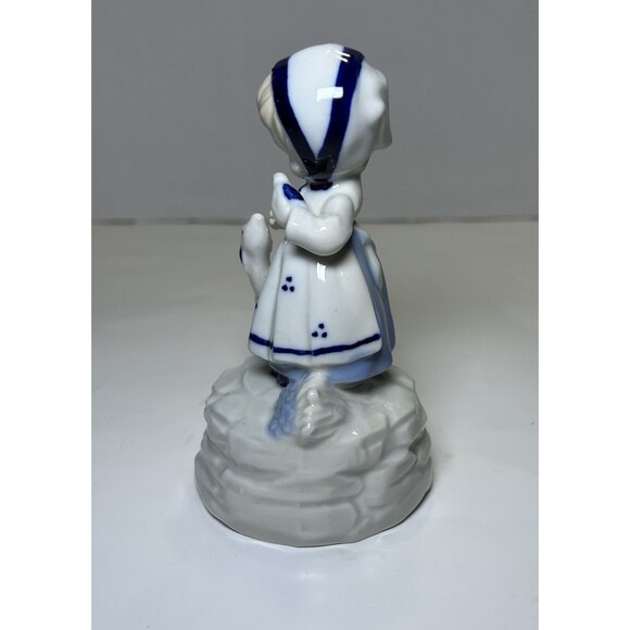Vintage Porcelain Little Boy And Girl Figurine White/Blue (2 Piece Set) Decor - Picture 3 of 9